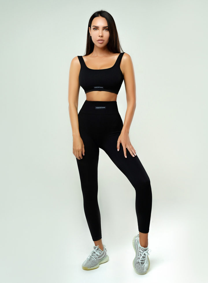 Famous Seamless set in Black