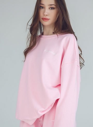 Cotton candy oversized sweatshirt in Pink