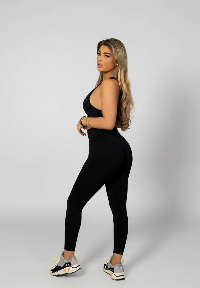 Game On Set In Black