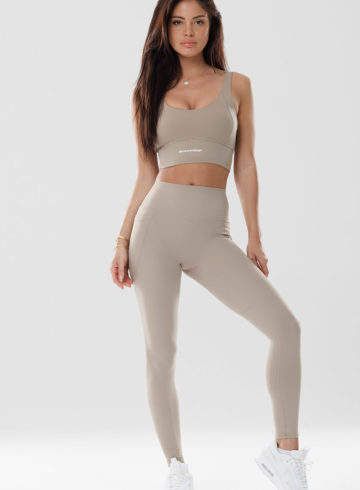 Basic Fit set in Nude