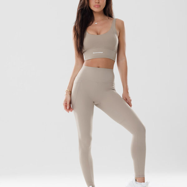 Бэсик фит сет Нюдовый